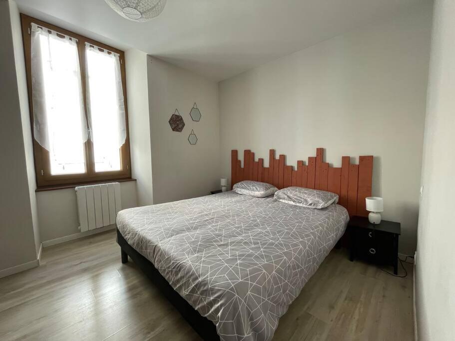 T2Entierement Renove Style Industriel Apartment Rodez Exterior photo